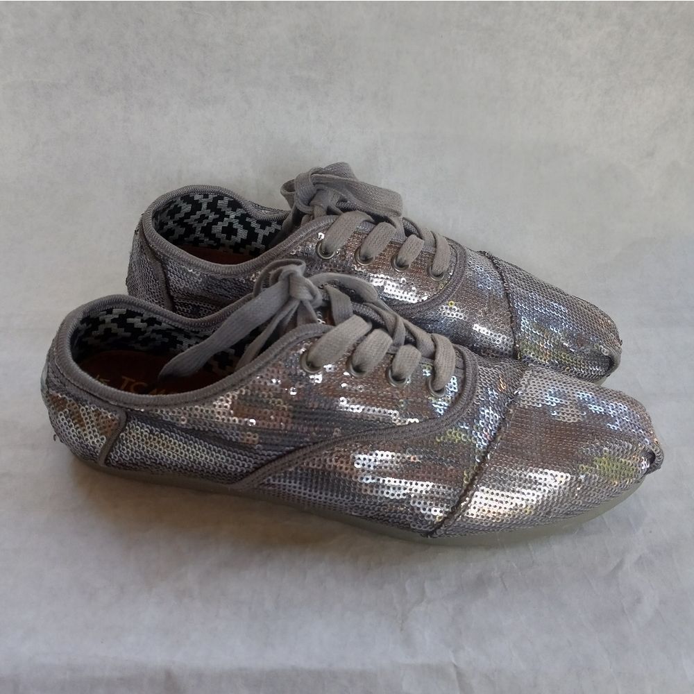 Toms Heritage Silver Sequin Shoes Size 8.5